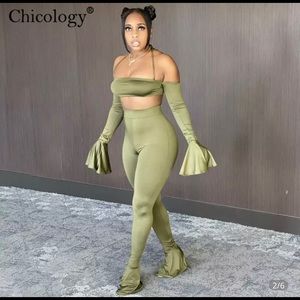 Two piece ruffle set